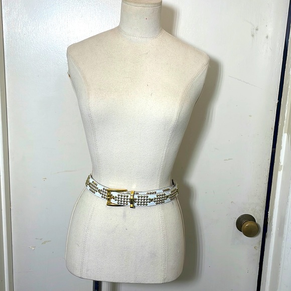 EUC Sand Castle gold & White studded belt - Picture 3 of 3